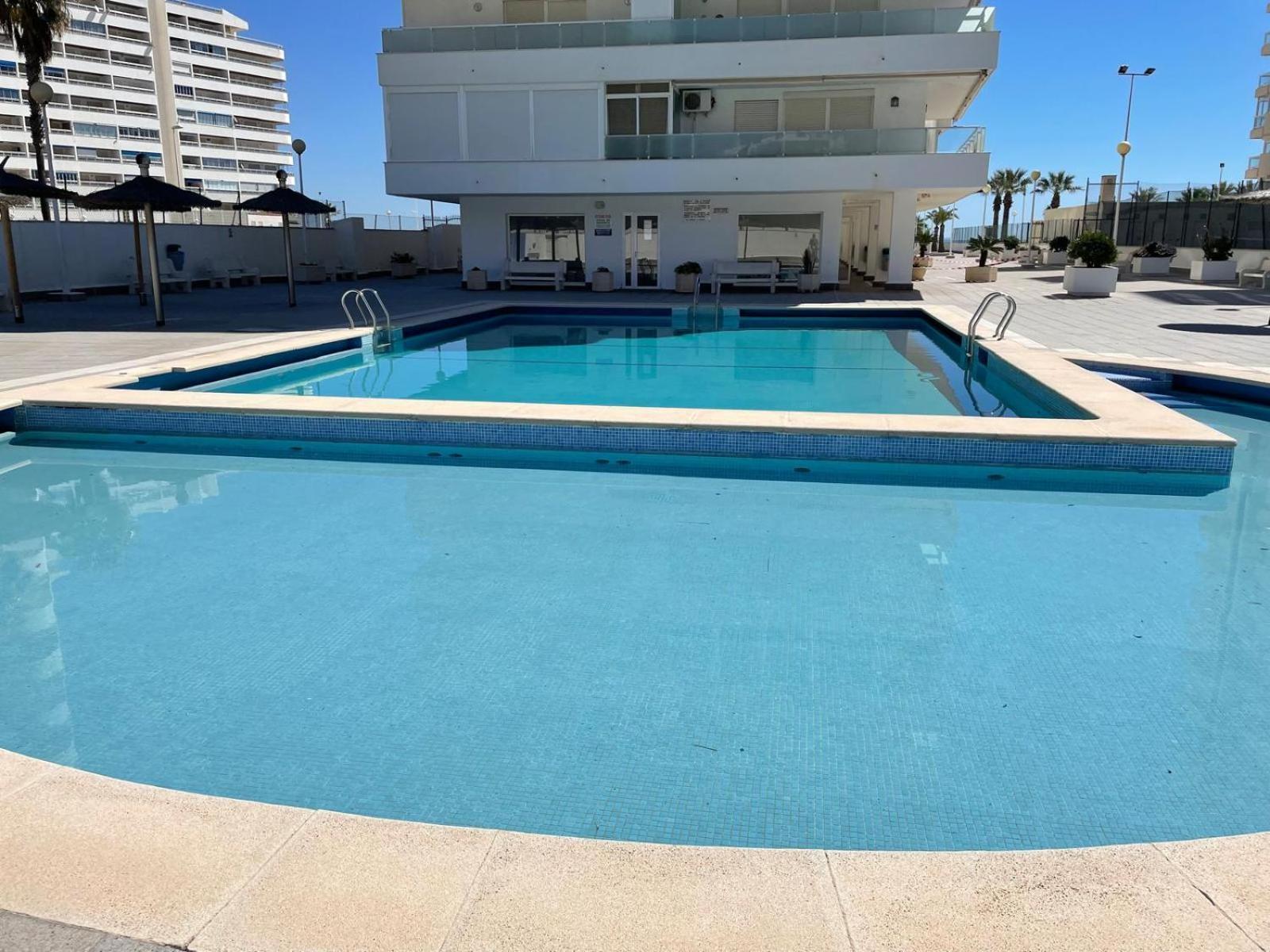 Apartamento Frente Al Mar กูลเญรา ภายนอก รูปภาพ
